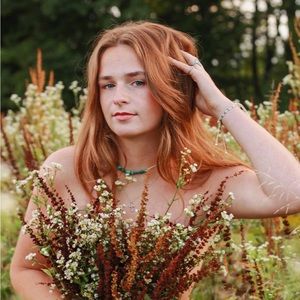 Meet your Posher, Abbie